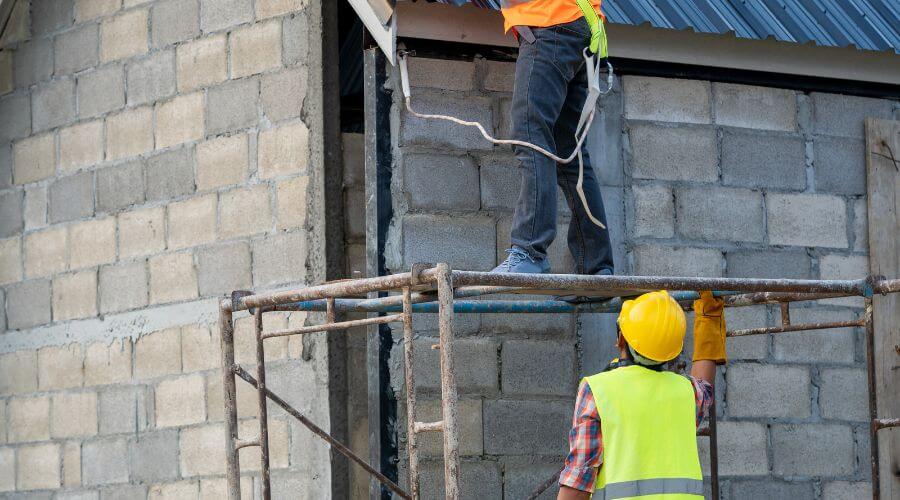 Expert top industrial roofings services in Fowlerville, MI